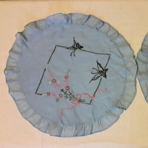 🧞‍♀️2 hand embroidery pillow cases